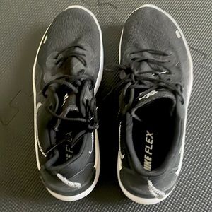 Nike Flex Men’s shoe, like new